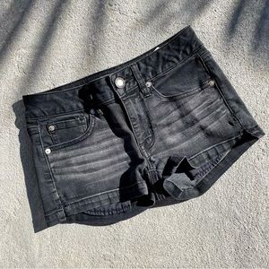 American Eagle Light Washed Black Shortie Shorts!